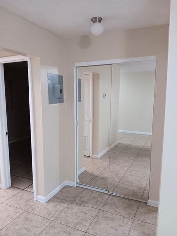 420 Fleming Avenue, Greenacres, FL 33463