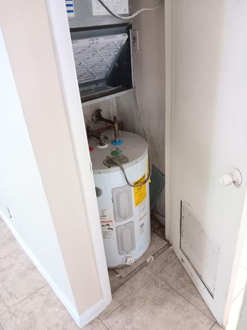 420 Fleming Avenue, Greenacres, FL 33463