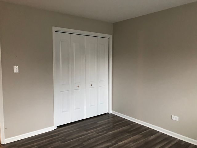 1211 Whispering Hills Court 1A, Naperville, IL 60540