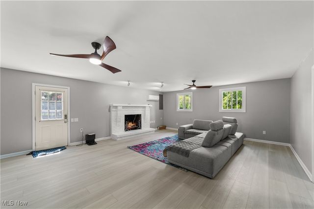 9113 Dean Road, Vermilion, OH 44089