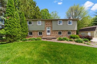 9113 Dean Road, Vermilion, OH 44089