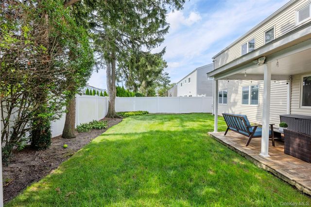 2056 Ellen Drive, Merrick, NY 11566
