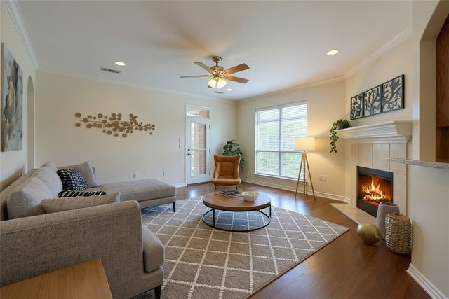 114 Rugen Lane, College Station, TX 77845