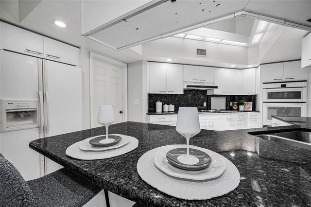 1680 SPARKLING COURT, Dunedin, FL 34698