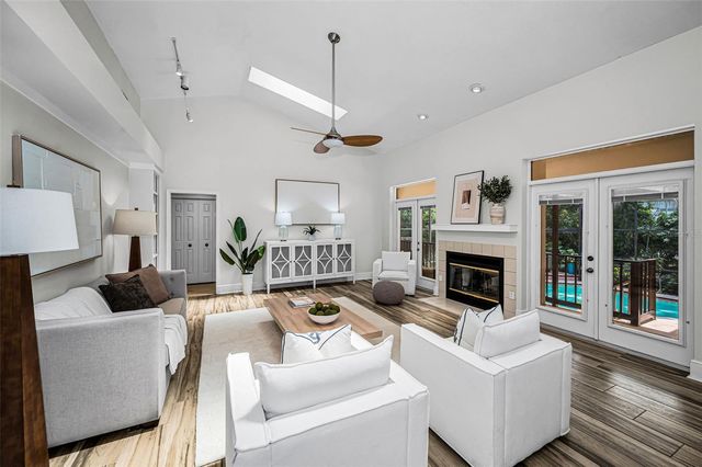 1680 SPARKLING COURT, Dunedin, FL 34698