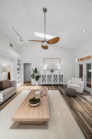 1680 SPARKLING COURT, Dunedin, FL 34698