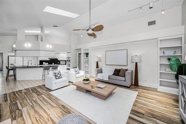 1680 SPARKLING COURT, Dunedin, FL 34698