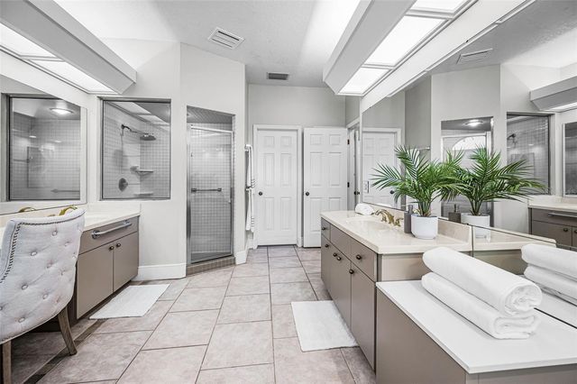 1680 SPARKLING COURT, Dunedin, FL 34698
