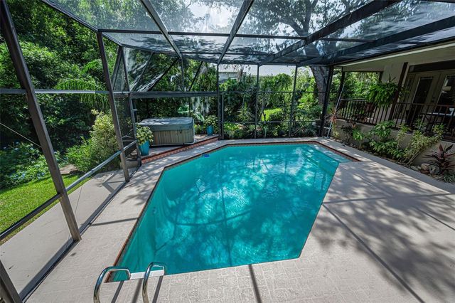 1680 SPARKLING COURT, Dunedin, FL 34698