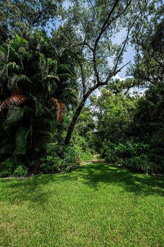 1680 SPARKLING COURT, Dunedin, FL 34698