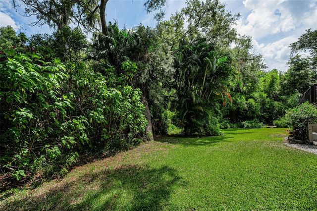 1680 SPARKLING COURT, Dunedin, FL 34698