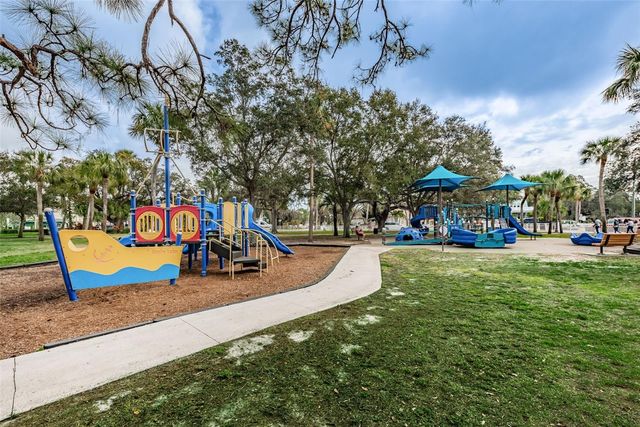 1680 SPARKLING COURT, Dunedin, FL 34698