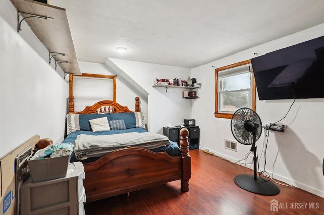 2 Dey Place, Edison, NJ 08817