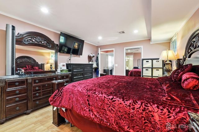 2 Dey Place, Edison, NJ 08817