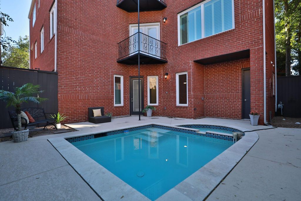 1117 Potomac Drive C, Houston, TX 77057