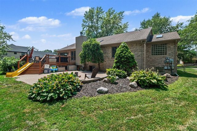 38768 Pineridge Street, Harrison Twp, MI 48045