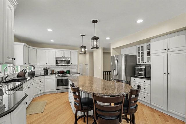38768 Pineridge Street, Harrison Twp, MI 48045
