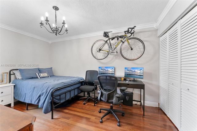 11798 SW 32nd St, Miami, FL 33175