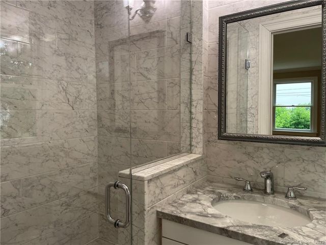 98 Soundview Drive, Stamford, CT 06902