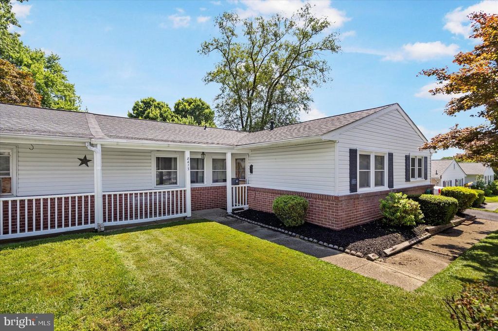 8413 HALLMARK CIR, Baltimore, MD 21234