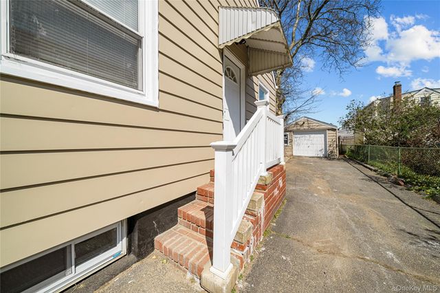709 Nostrand Avenue, Uniondale, NY 11553