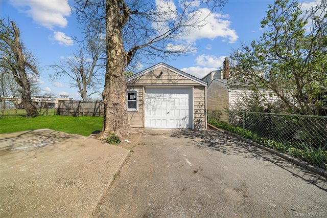 709 Nostrand Avenue, Uniondale, NY 11553