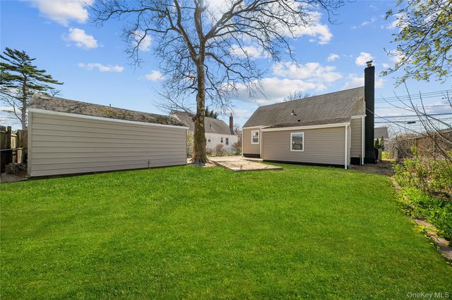 709 Nostrand Avenue, Uniondale, NY 11553