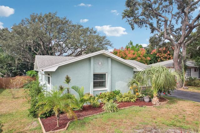 1118 CARLTON ROAD, Tarpon Springs, FL 34689