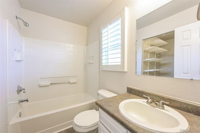 4428 Andes- Way, Denver, CO 80249