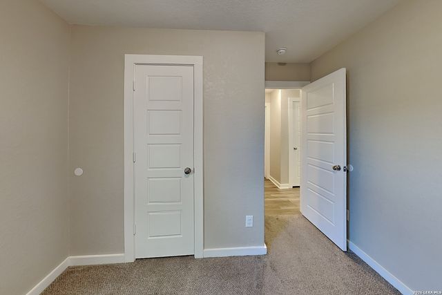 7244 LITTLEFOOT LN, San Antonio, TX 78253