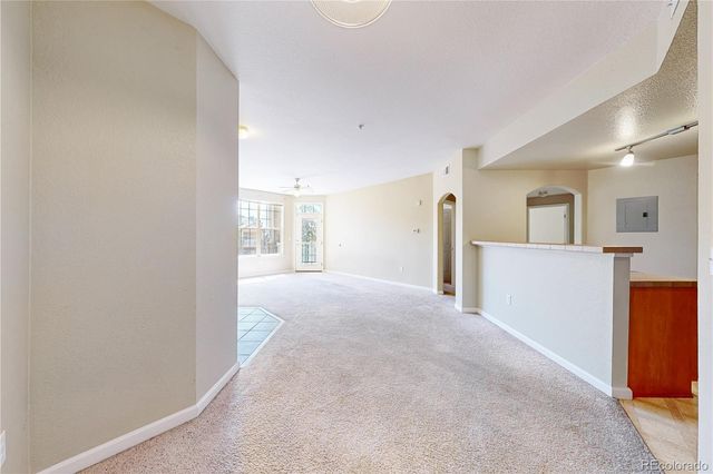 5703 N Gibralter Way 205, Aurora, CO 80019