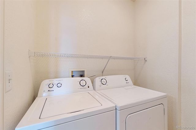 5703 N Gibralter Way 205, Aurora, CO 80019