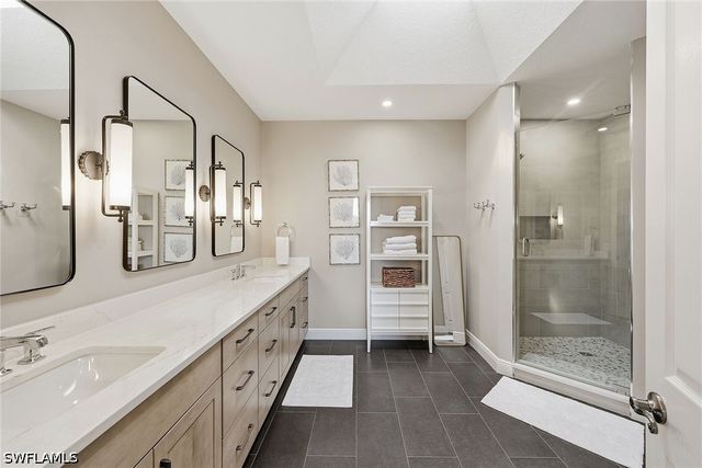 7687 Pebble Creek CIR 502, Naples, FL 34108