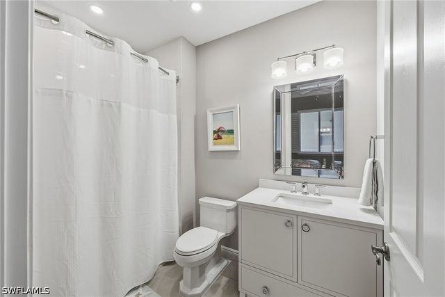 7687 Pebble Creek CIR 502, Naples, FL 34108