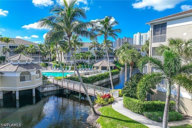 7687 Pebble Creek CIR 502, Naples, FL 34108