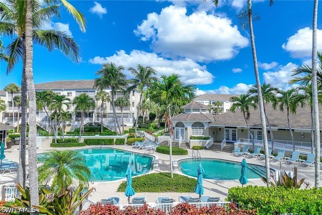 7687 Pebble Creek CIR 502, Naples, FL 34108