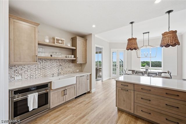 7687 Pebble Creek CIR 502, Naples, FL 34108