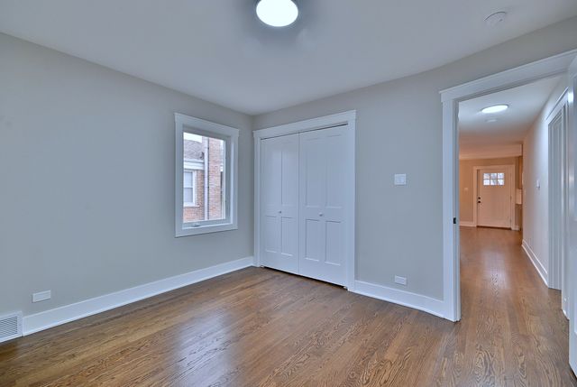 8834 S Albany Avenue, Evergreen Park, IL 60805