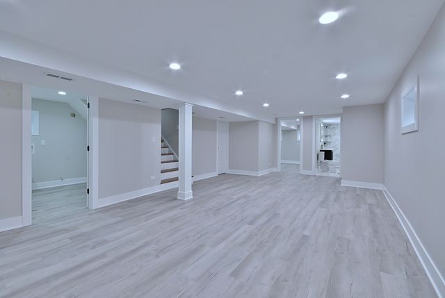 8834 S Albany Avenue, Evergreen Park, IL 60805