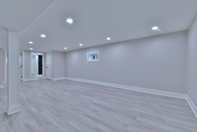 8834 S Albany Avenue, Evergreen Park, IL 60805