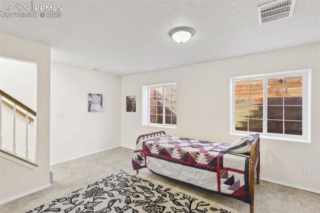 260 HAVERSHAM Drive, Colorado Springs, CO 80906