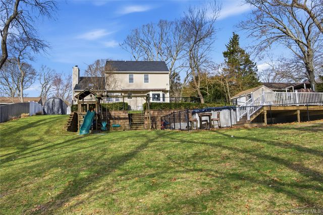 38 Elizabeth Drive, Wading River, NY 11792