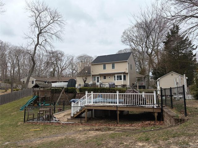 38 Elizabeth Drive, Wading River, NY 11792