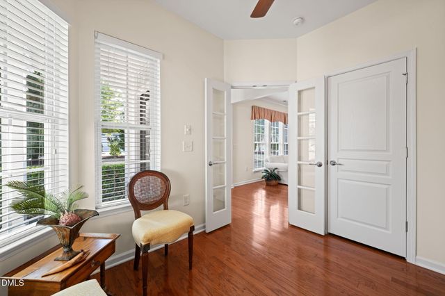 323 Easton Grey Loop, Cary, NC 27519