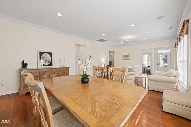 323 Easton Grey Loop, Cary, NC 27519