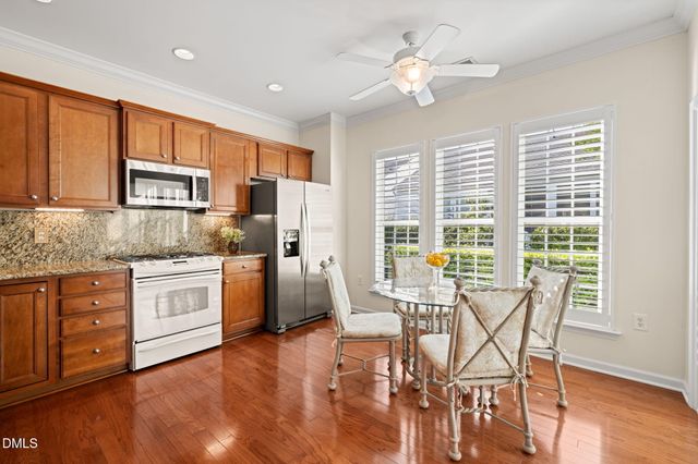 323 Easton Grey Loop, Cary, NC 27519