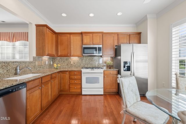 323 Easton Grey Loop, Cary, NC 27519