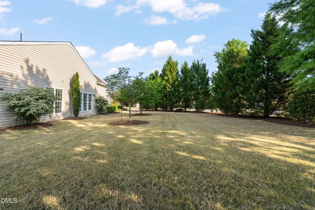 323 Easton Grey Loop, Cary, NC 27519