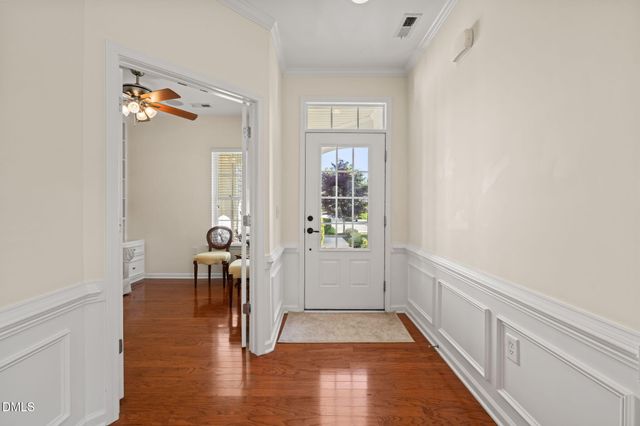 323 Easton Grey Loop, Cary, NC 27519