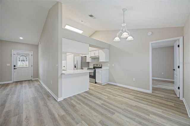 643 LAKEMONT DR, Brandon, FL 33510